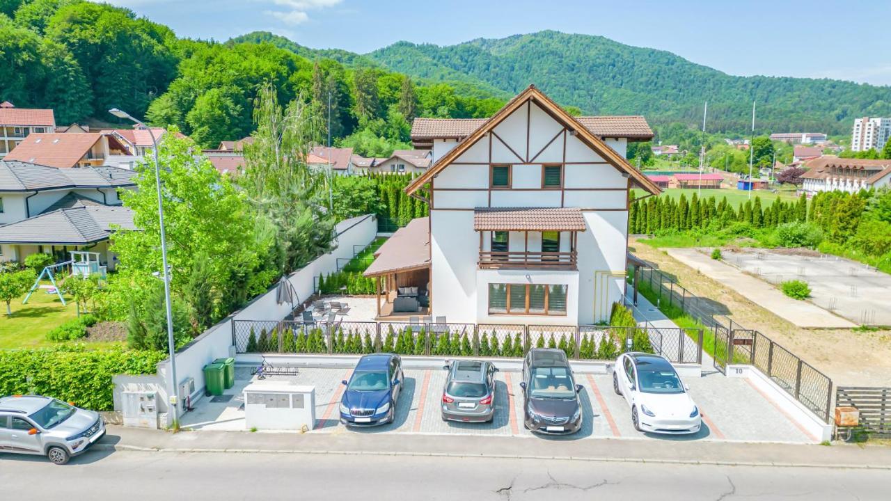 Jungle Family Villa Near Park Aventura,Lake,Zoo Braşov Exterior foto